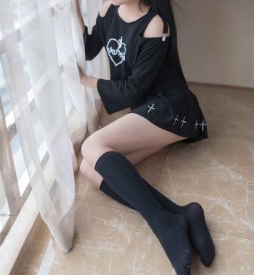 他从火光中走来剧情介绍_蓝光手机免费观看完整